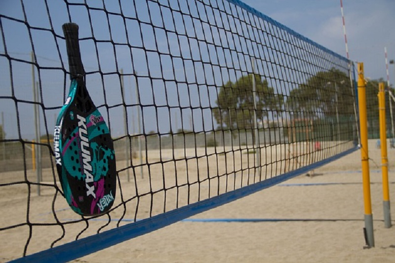 Qual a diferença entre tênis e Beach Tennis